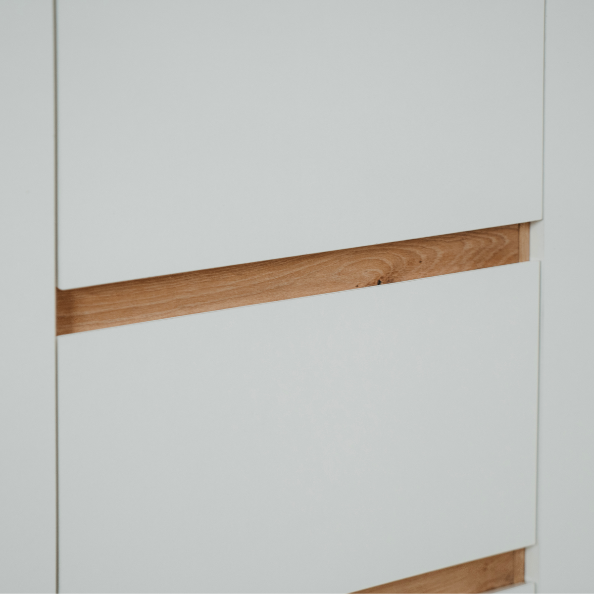 Petit buffet 2 portes L79 cm - PHOENIX chêne artisan / blanc brillant, CALICOSY
