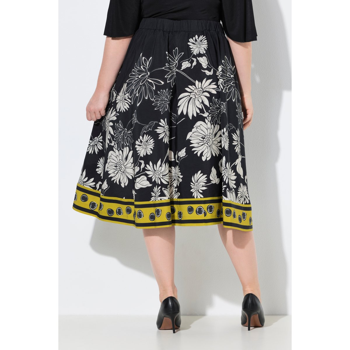 Jupe midi en Lyocell, motif à fleurs noir, ULLA POPKEN