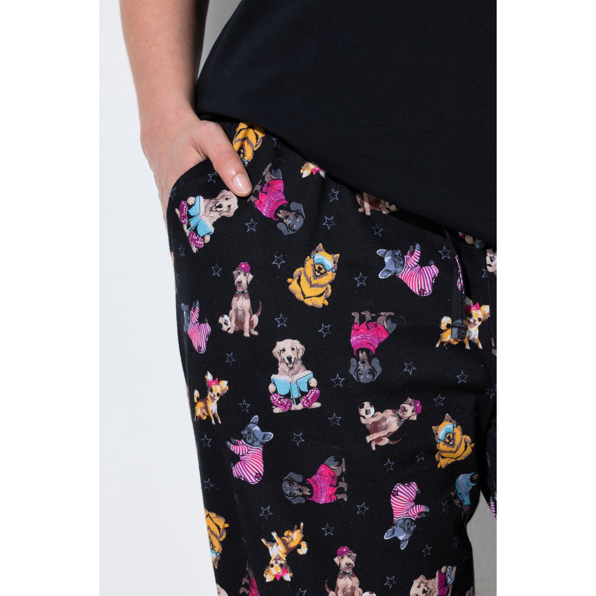 Pyjama avec broderie noir, ULLA POPKEN