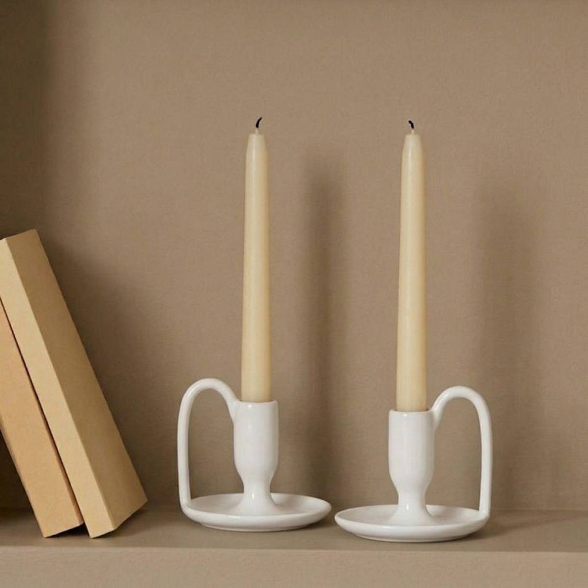 Lot de 2 bougeoirs blanc en céramique avec anse 11cm blanc, ORNAMI
