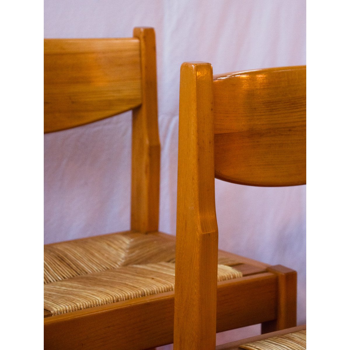 Lot de 4 chaises en orme Alma N°2133 - Bon état bois clair, DEBONGOUT