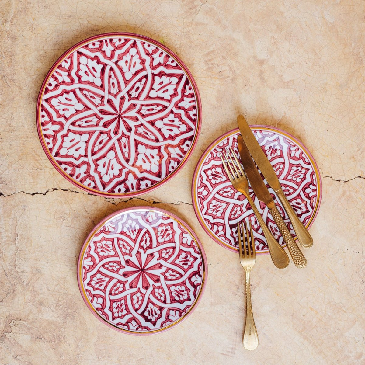 Assiette BELDI FASSIA marron aubergine, CHABI CHIC
