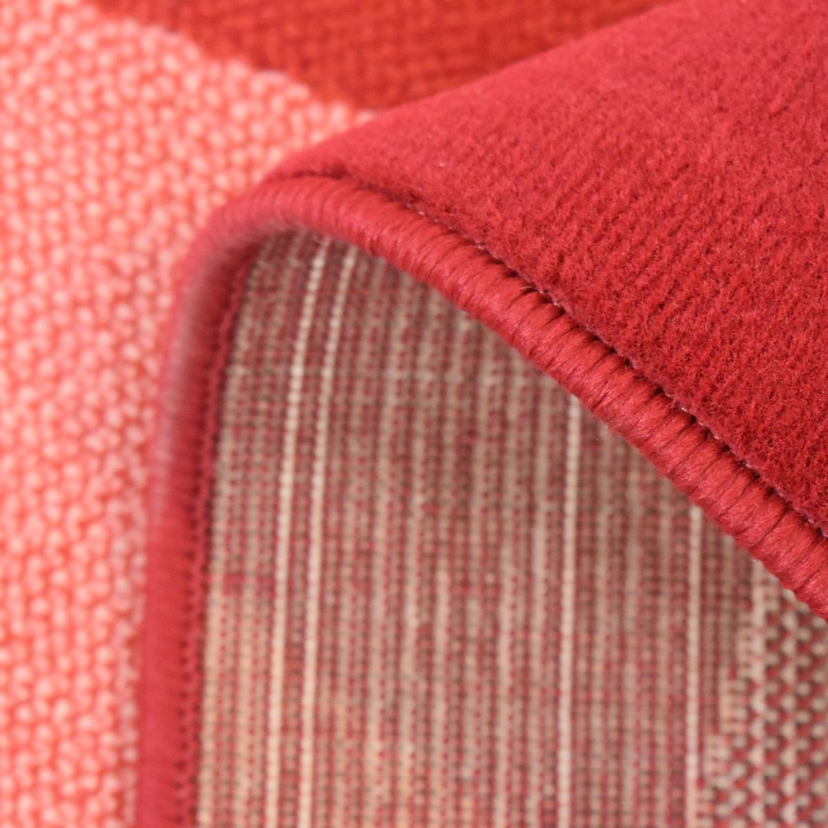 Tapis salon et chambre tissé motif géométrique LYN49 BIGTRI rouge, UN AMOUR DE TAPIS