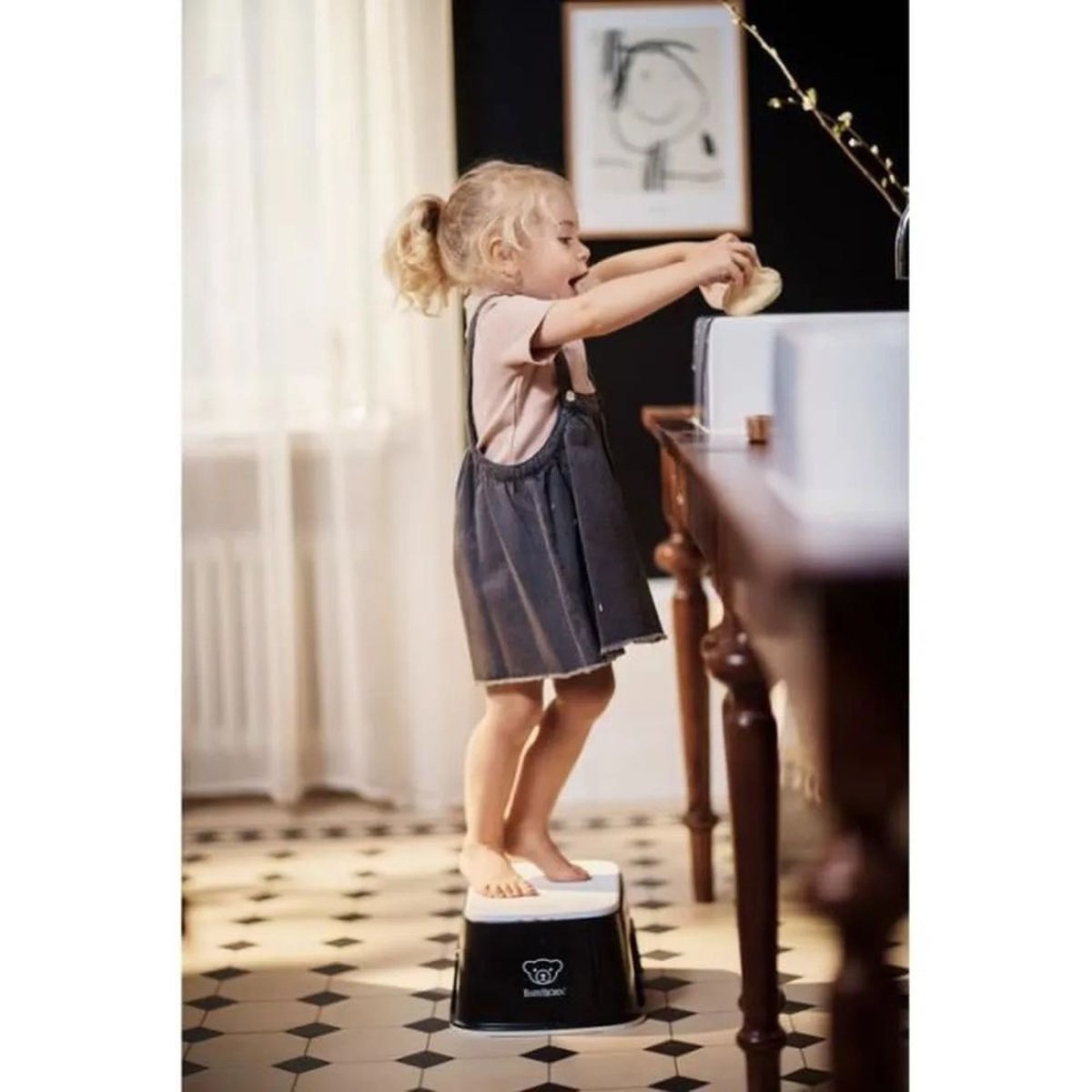 Marche pied enfant noir, BABYBJORN