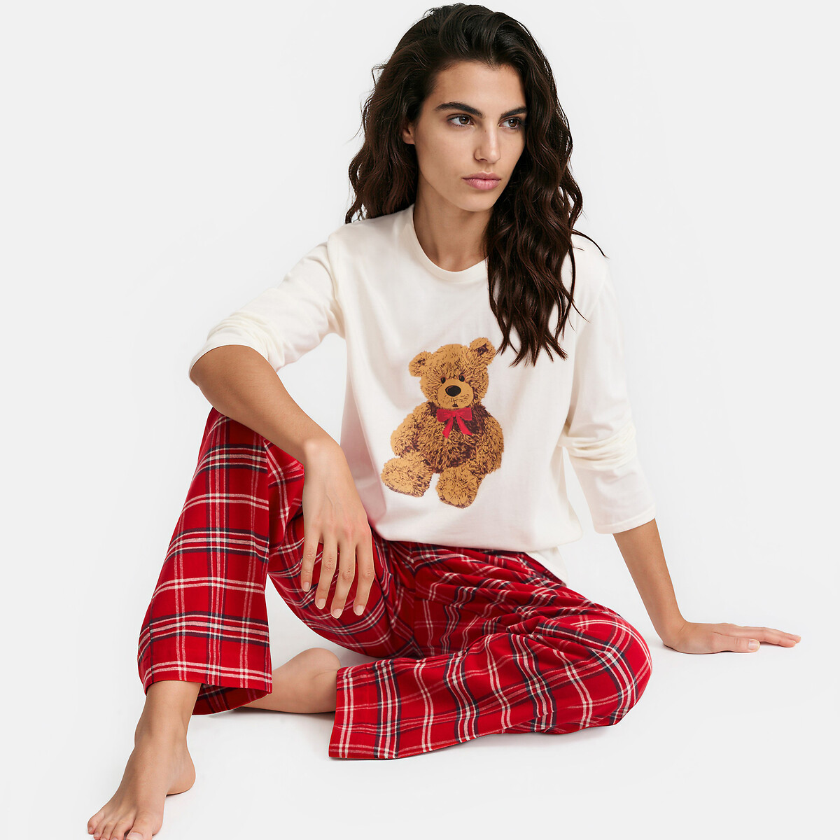 Pyjama 3 pièces avec veste, t-shirt manches longues et pantalon à carreaux imprimé, SO'HOME