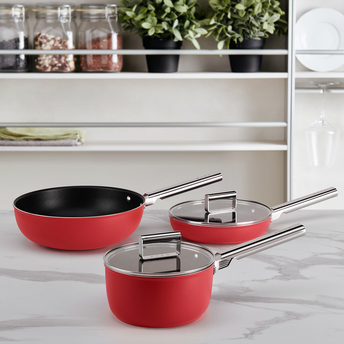 Poêle Années 50 rouge mat, SMEG