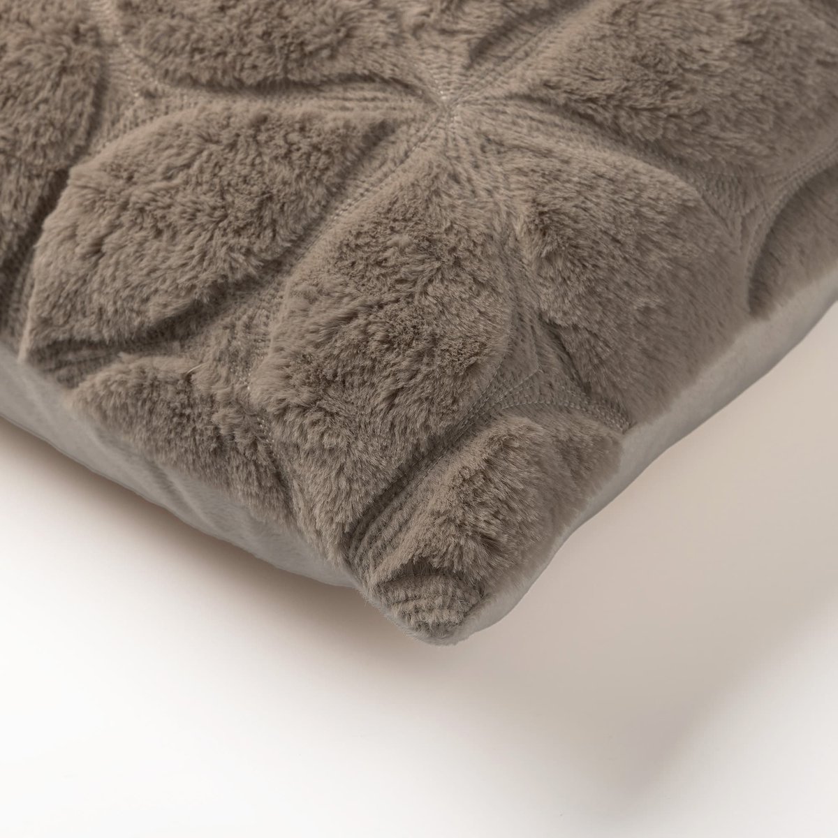 Housse de coussin Quinn taupe, DUTCH DECOR