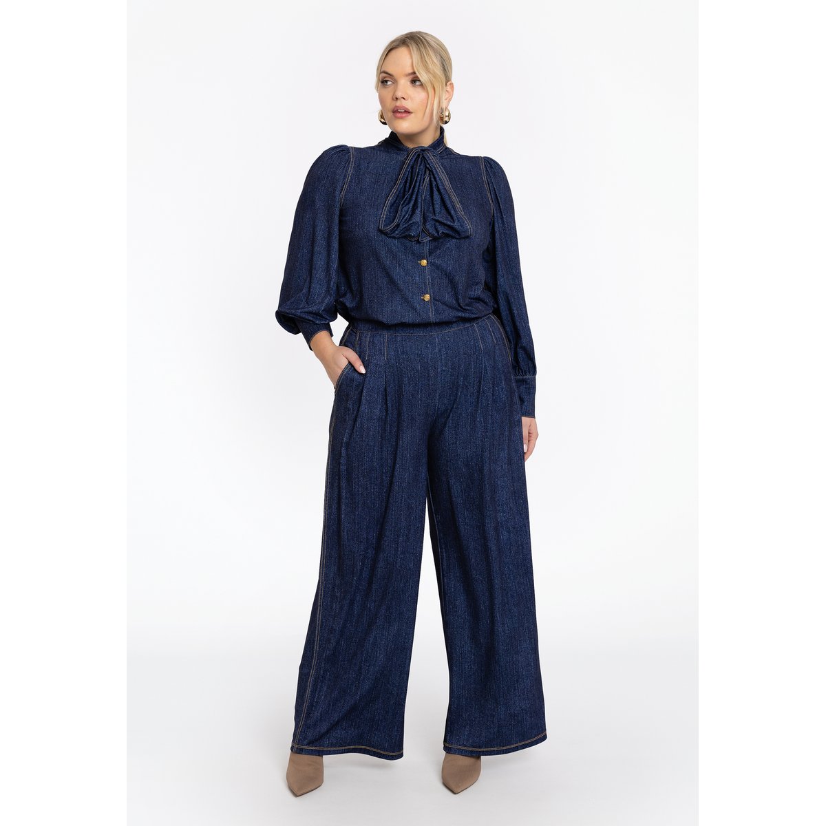 Pantalon avec une ceinture élastique bleu, YOEK