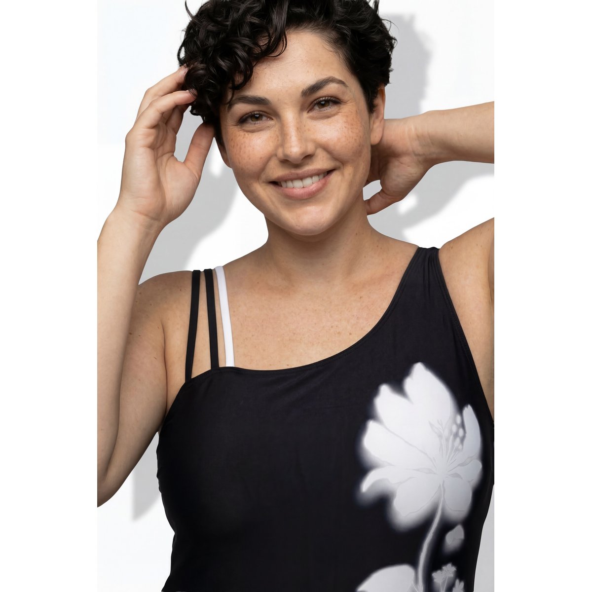 Maillot de bain à fleurs noir, ULLA POPKEN