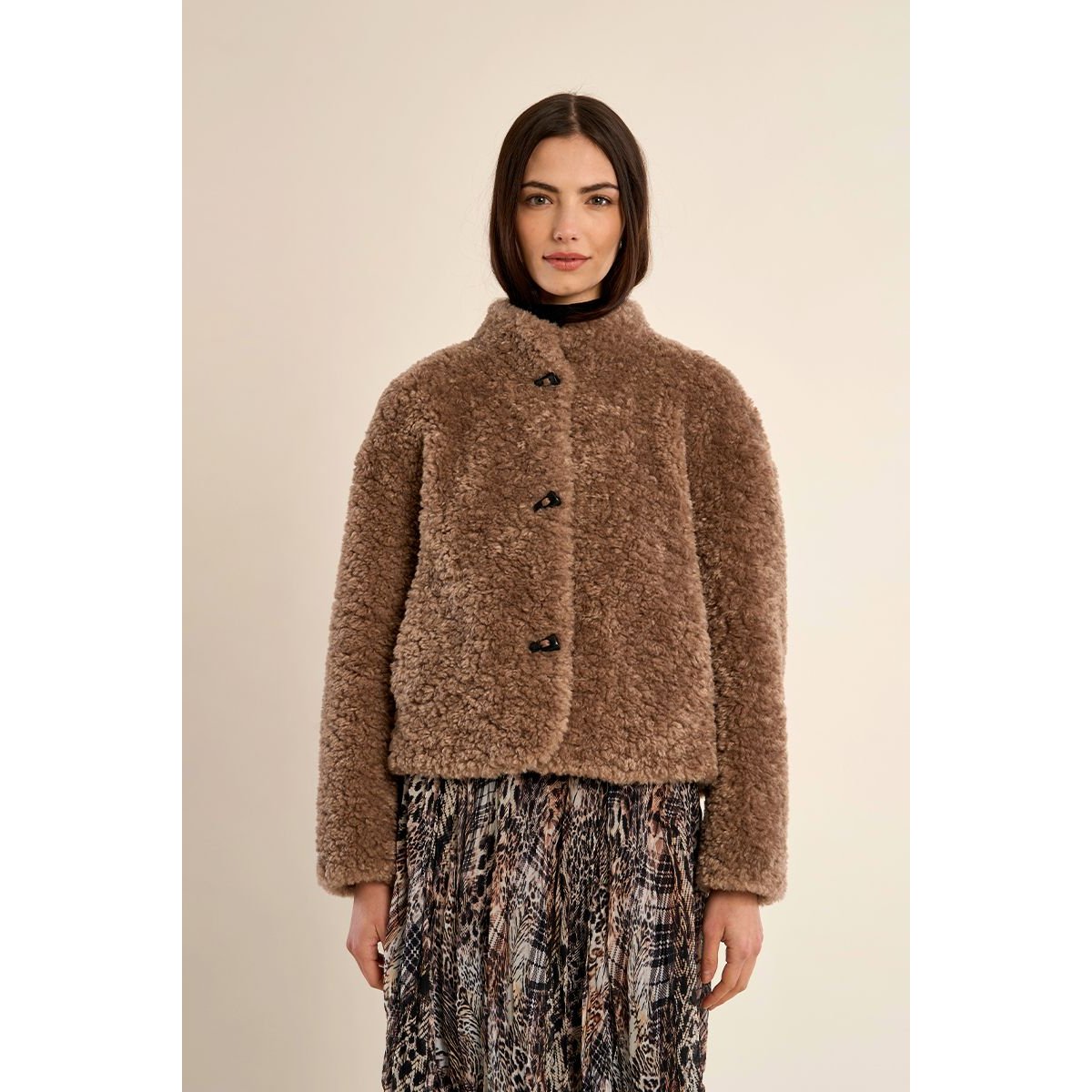 Veste courte imitation mouton marron, MOLLY BRACKEN