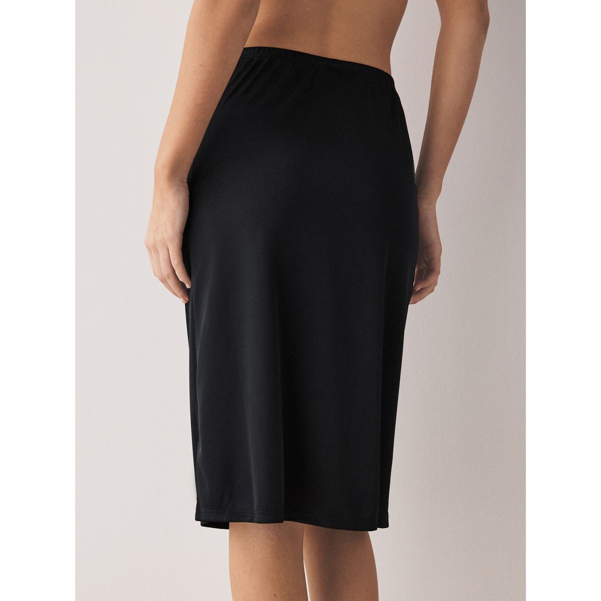 Jupe nuisette confortable en microfibre noir, NEXT