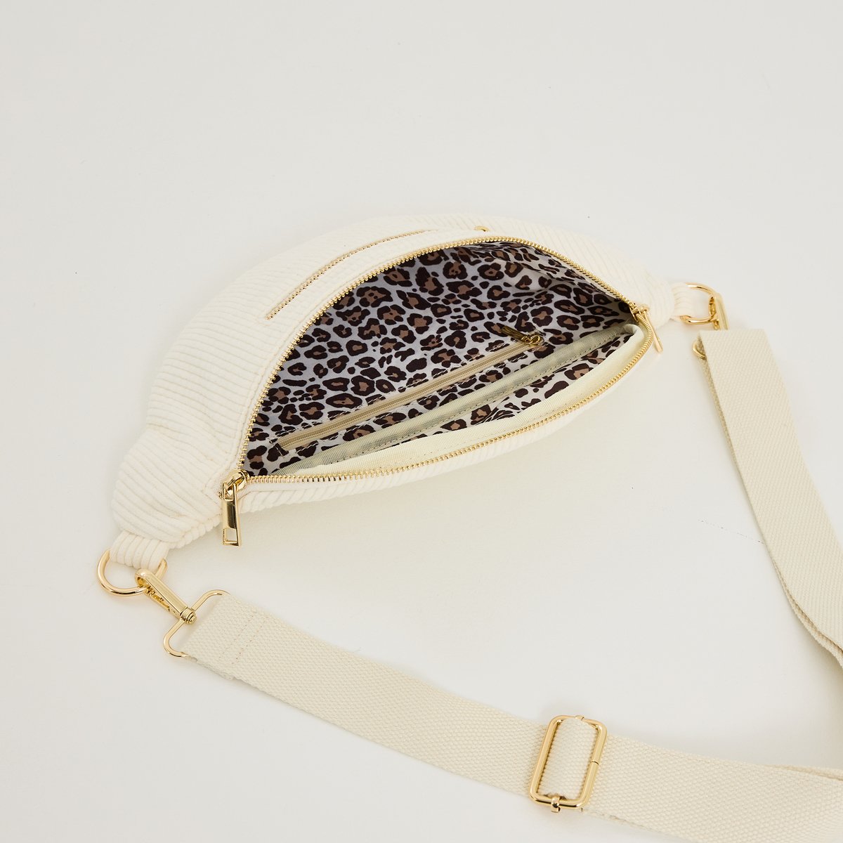 Sac banane en velours côtelé blanc cassé ecru, GRAIN DE MALICE