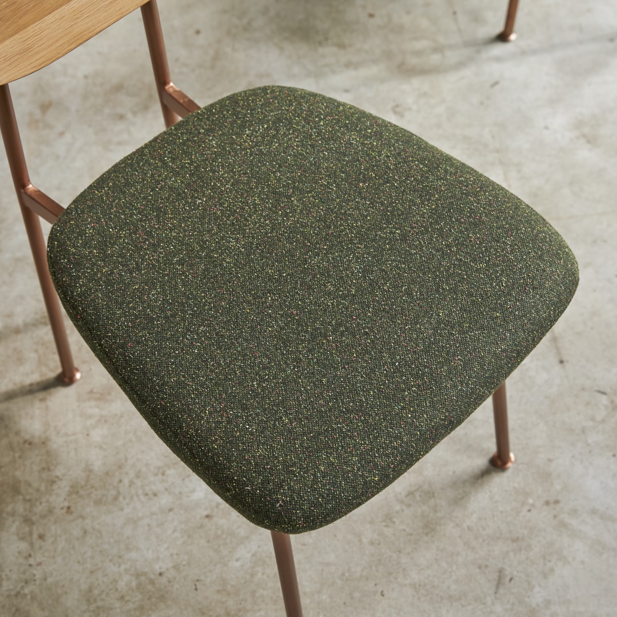 Chaise en Tissu massif, YUTAPI vert, TIKAMOON