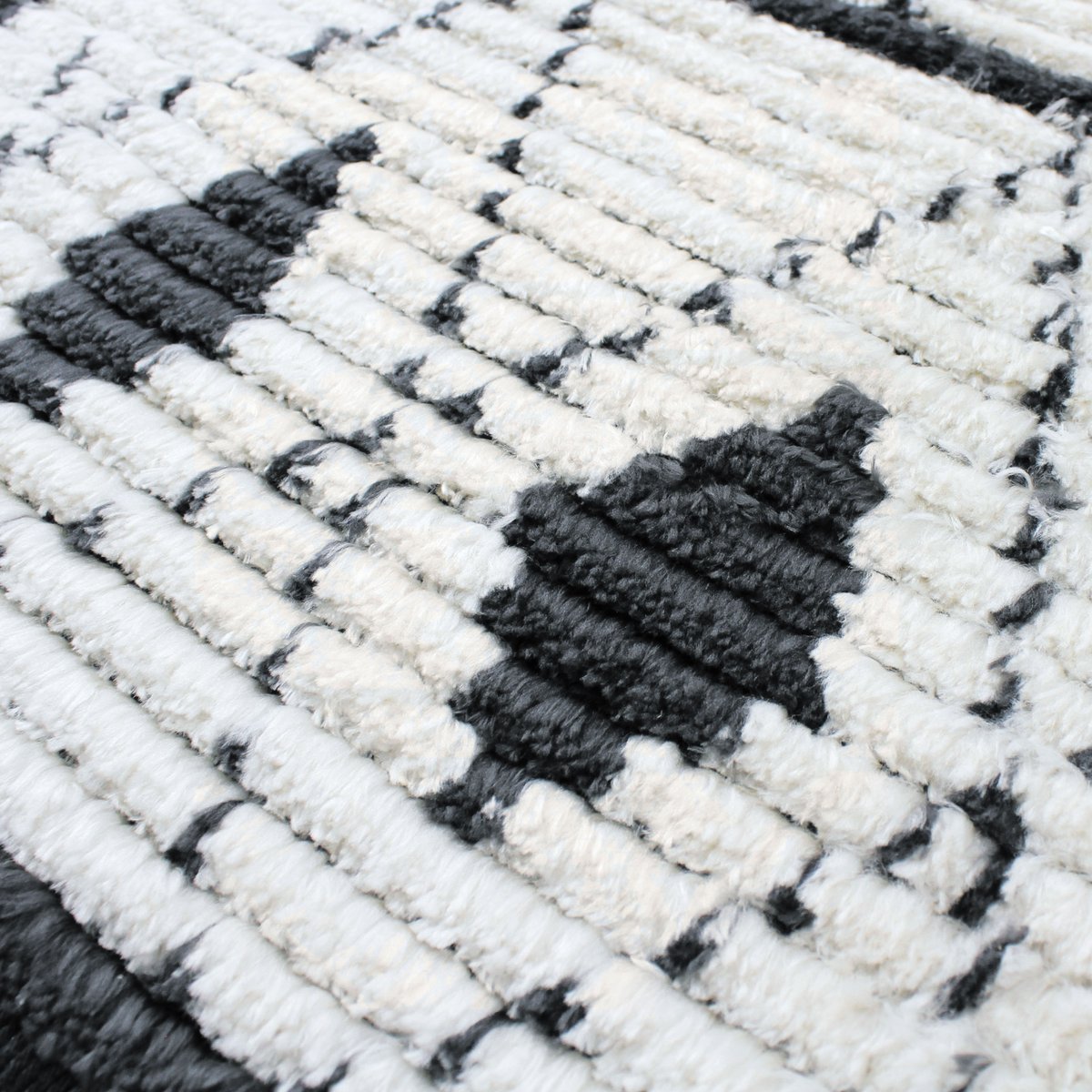 Tapis salon tout doux losanges    STEPPE LOSANGES beige gris foncé, THE DECO FACTORY