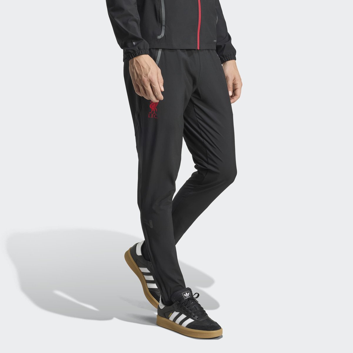 Pantalon Liverpool Fc Tiro 25 Competition Vis Tech Travel Pantalon Liverpool Fc Tiro 25 Competition Vis Tech Travel black / strawberry red, adidas Performance