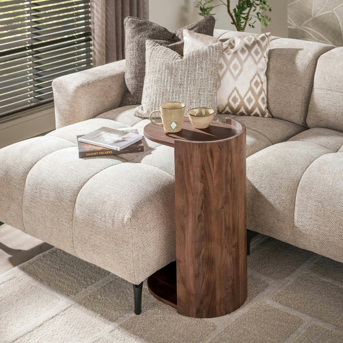 Bout de canapé en bois d'acacia brun NAKO marron, PIER IMPORT