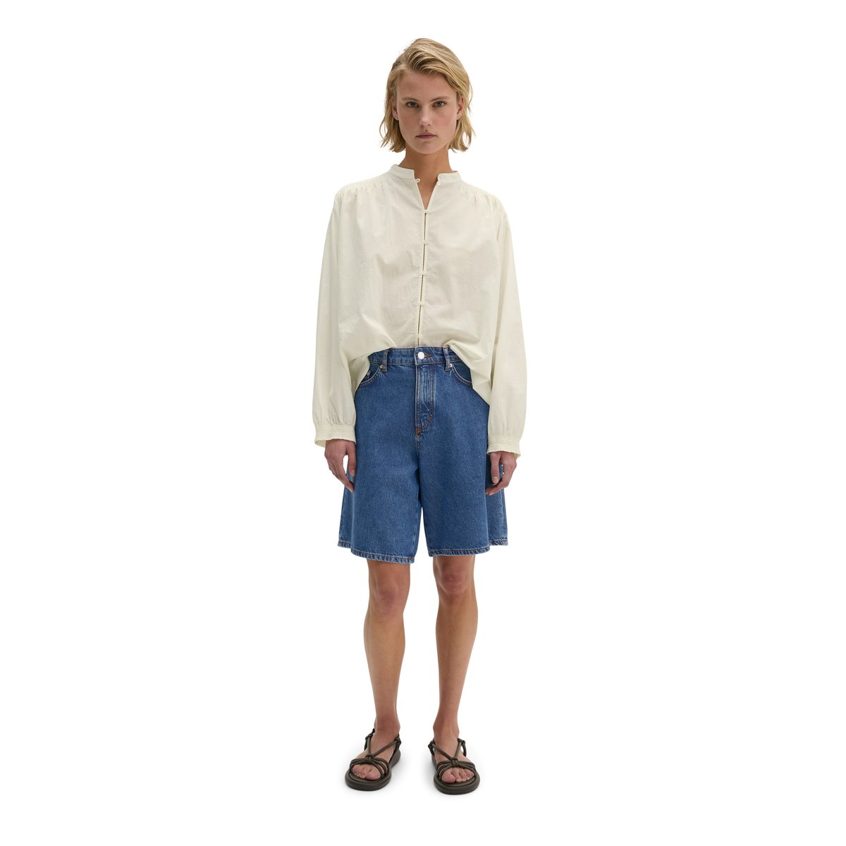 Short en jean large en mélange de coton organique et de lyocell bleu moyen, MARC O'POLO