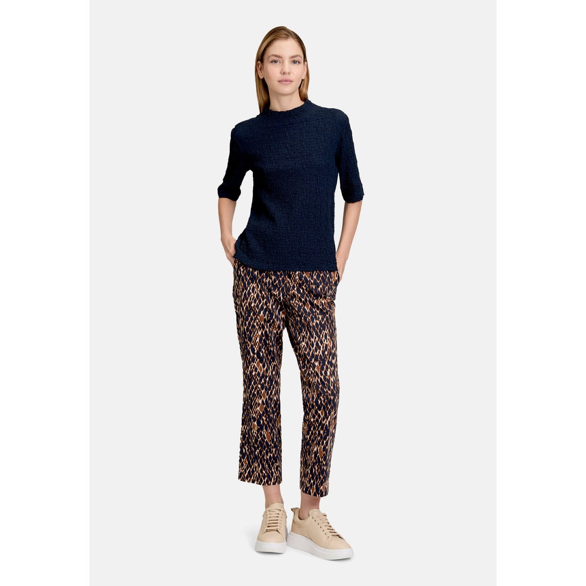 T-Shirt avec structure à col droit dark sky, BETTY BARCLAY