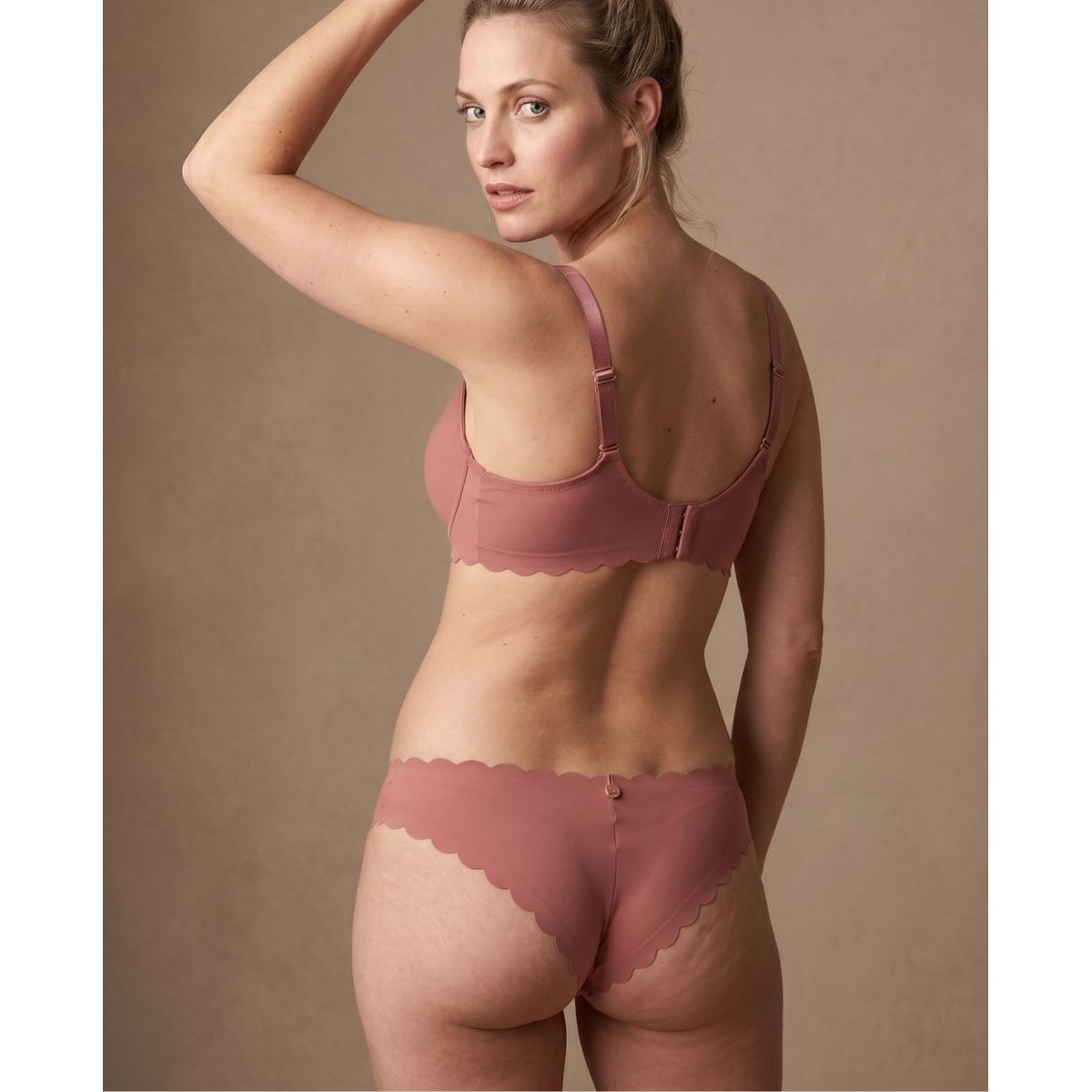 Tanga taille basse de maternité Skin rose, CACHE COEUR