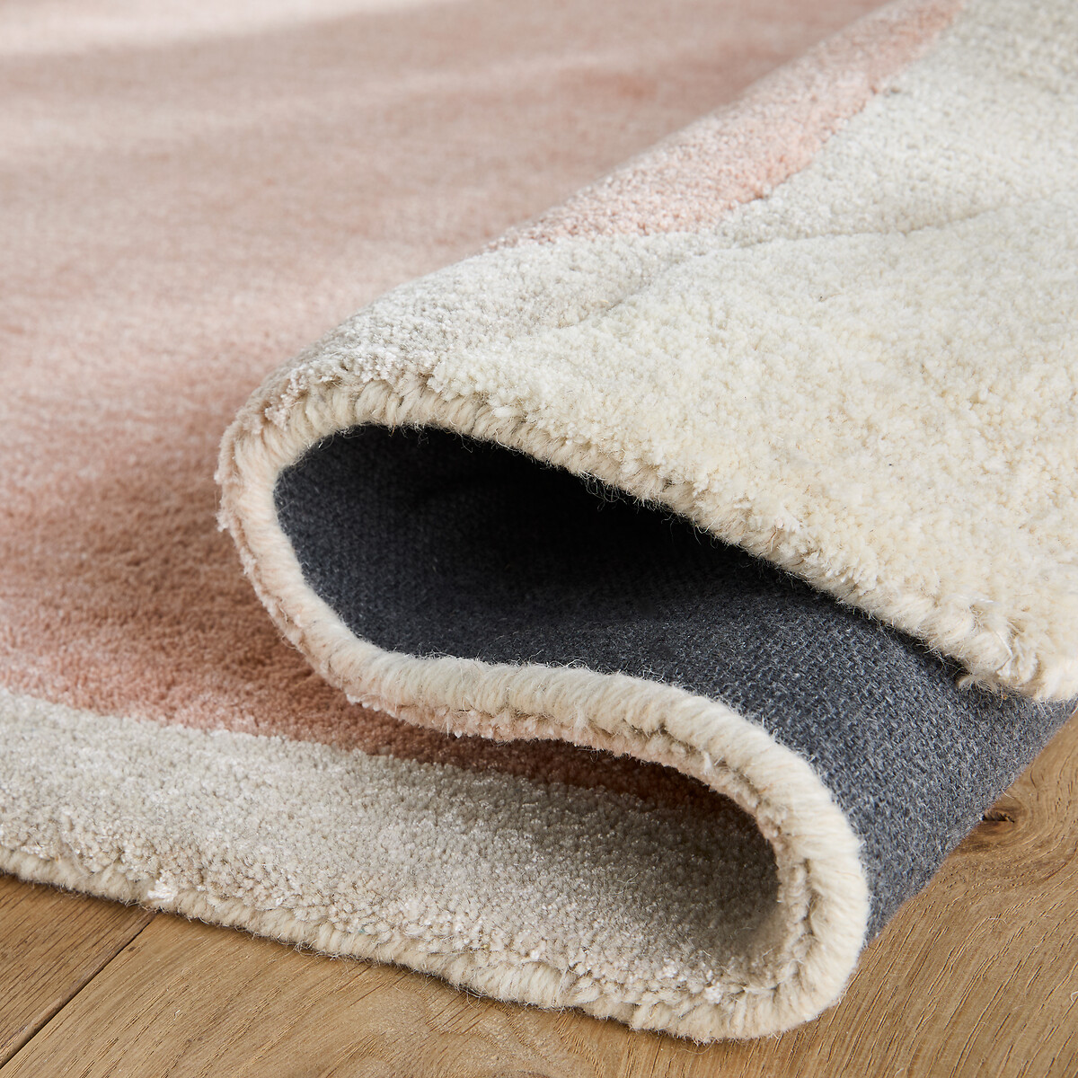 Tapis en lyocell et laine, tufté main, Caldera beige rosé, AM.PM