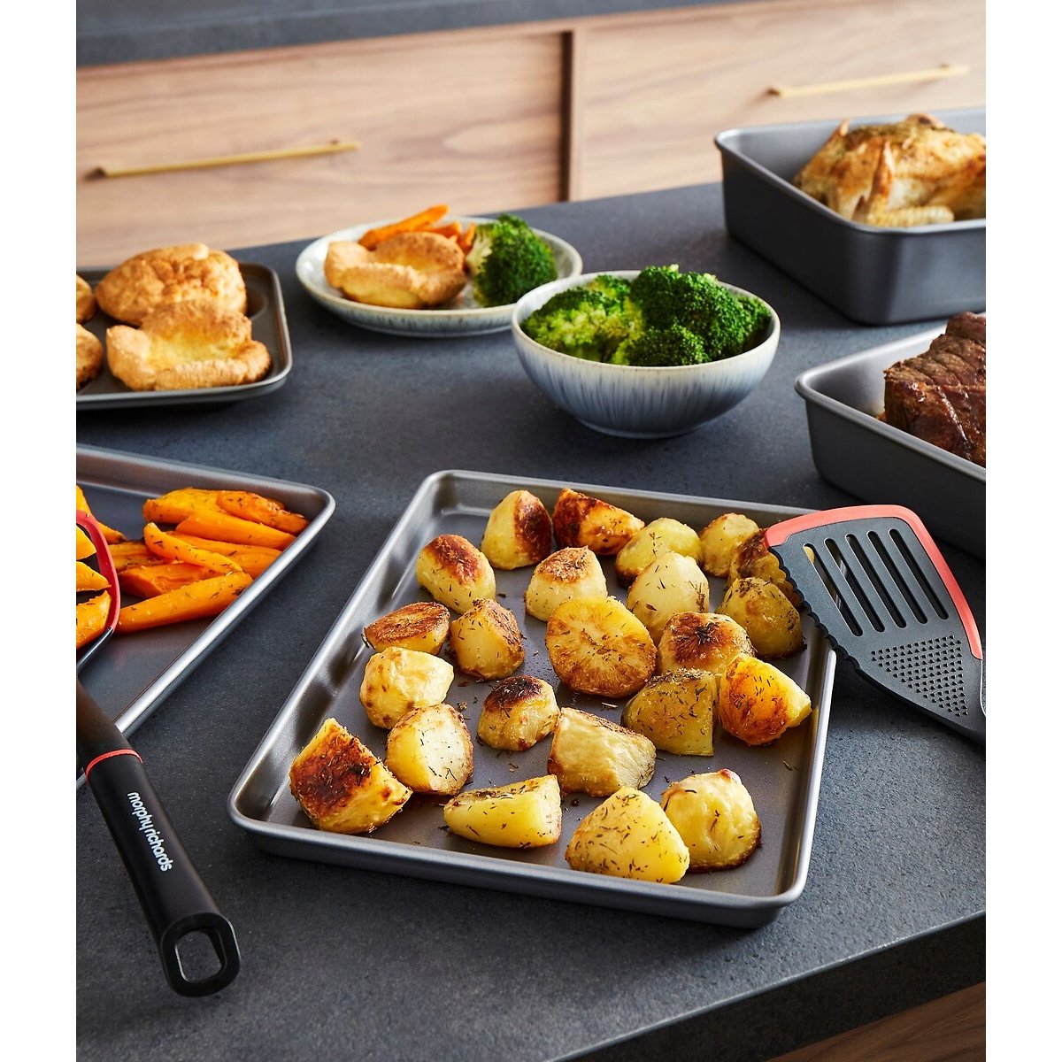 3-Piece Baking Tray Set grey, MORPHY RICHARDS