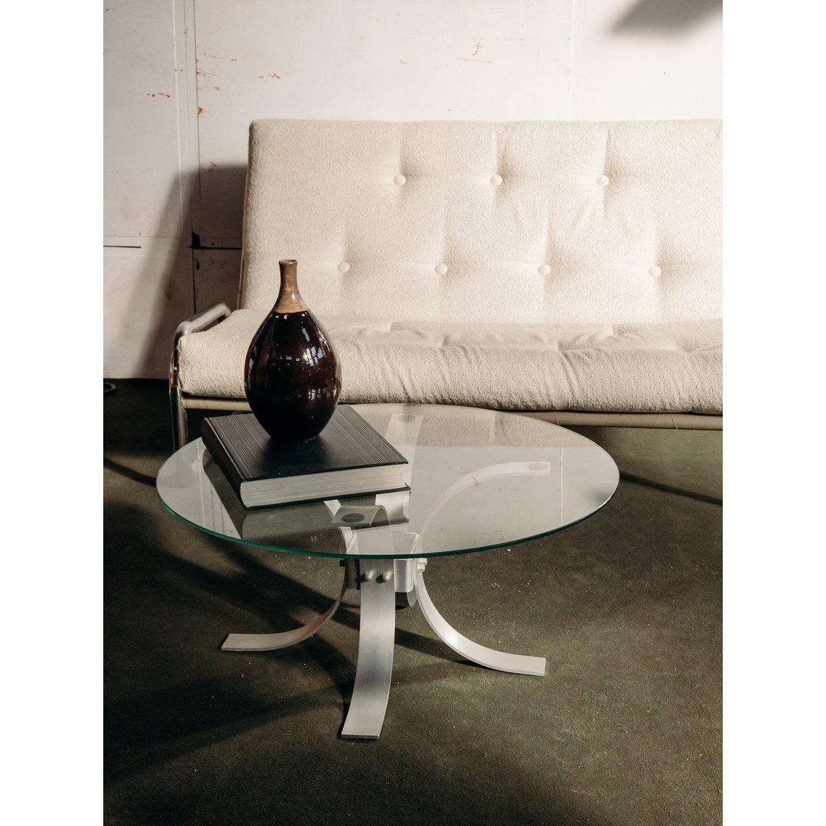 Table basse ronde en verre Donna N°504 - Bon état métal, DEBONGOUT