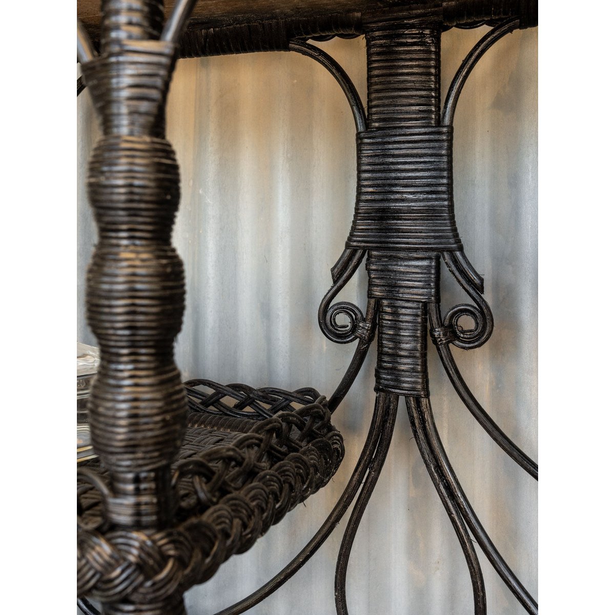 Étagère en rotin noir Gaëlle N°1467 - Bon état noir, DEBONGOUT