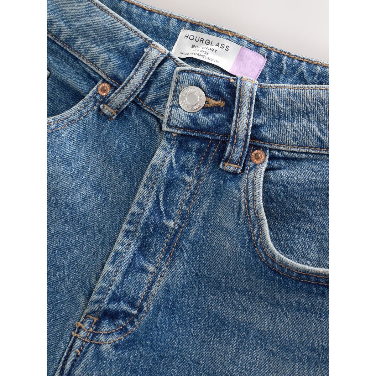 Short en jean coupe sablier bleu moyen, NEXT