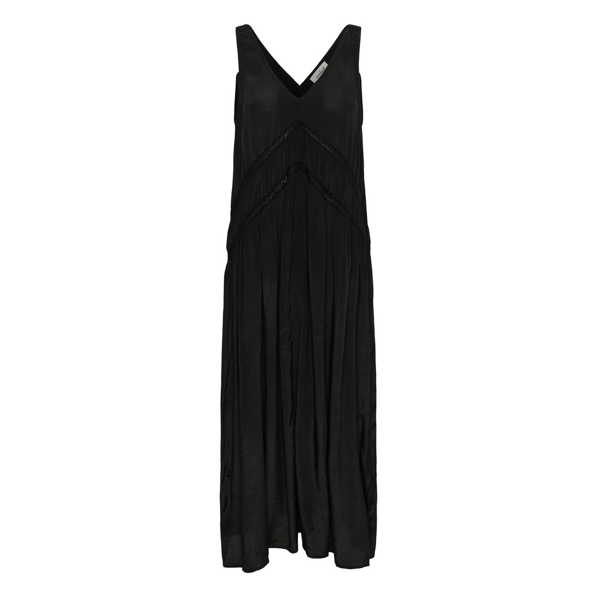 Robe noir, SOAKED IN LUXURY