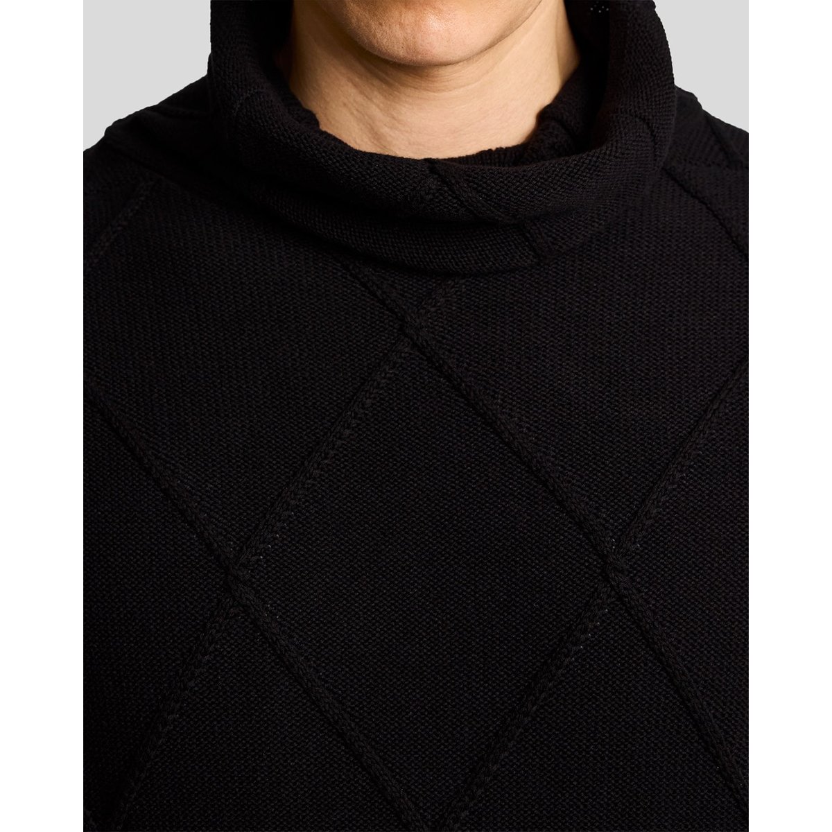 Haut cagoule en maille manches longues noir jais, LYLE & SCOTT