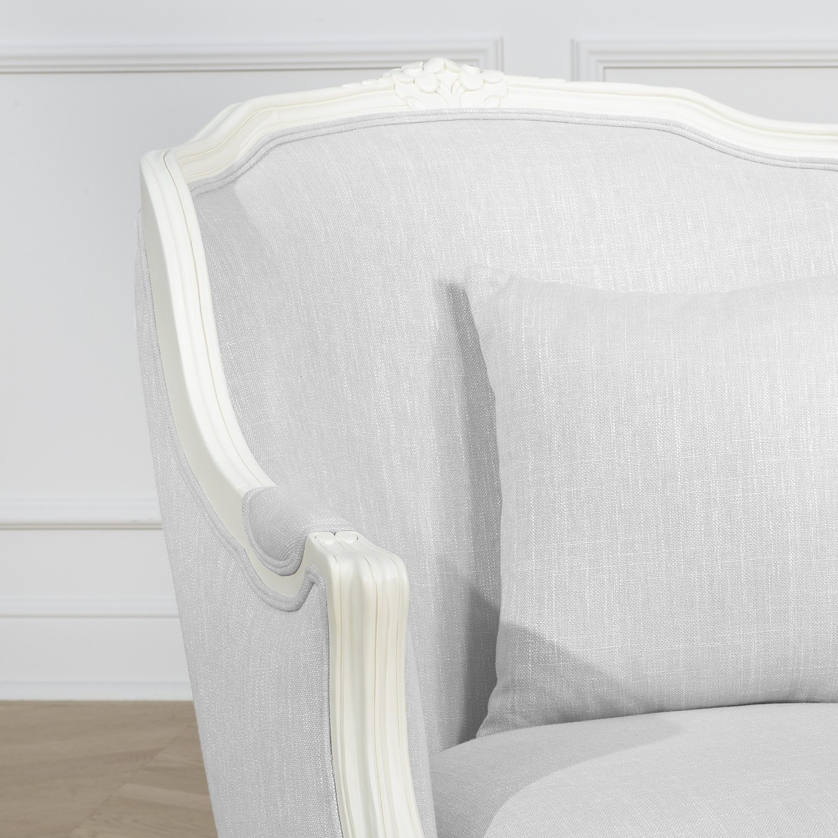 Fauteuil bergère en hévéa et tissu effet lin VICTOR nacre, ROBIN DES BOIS
