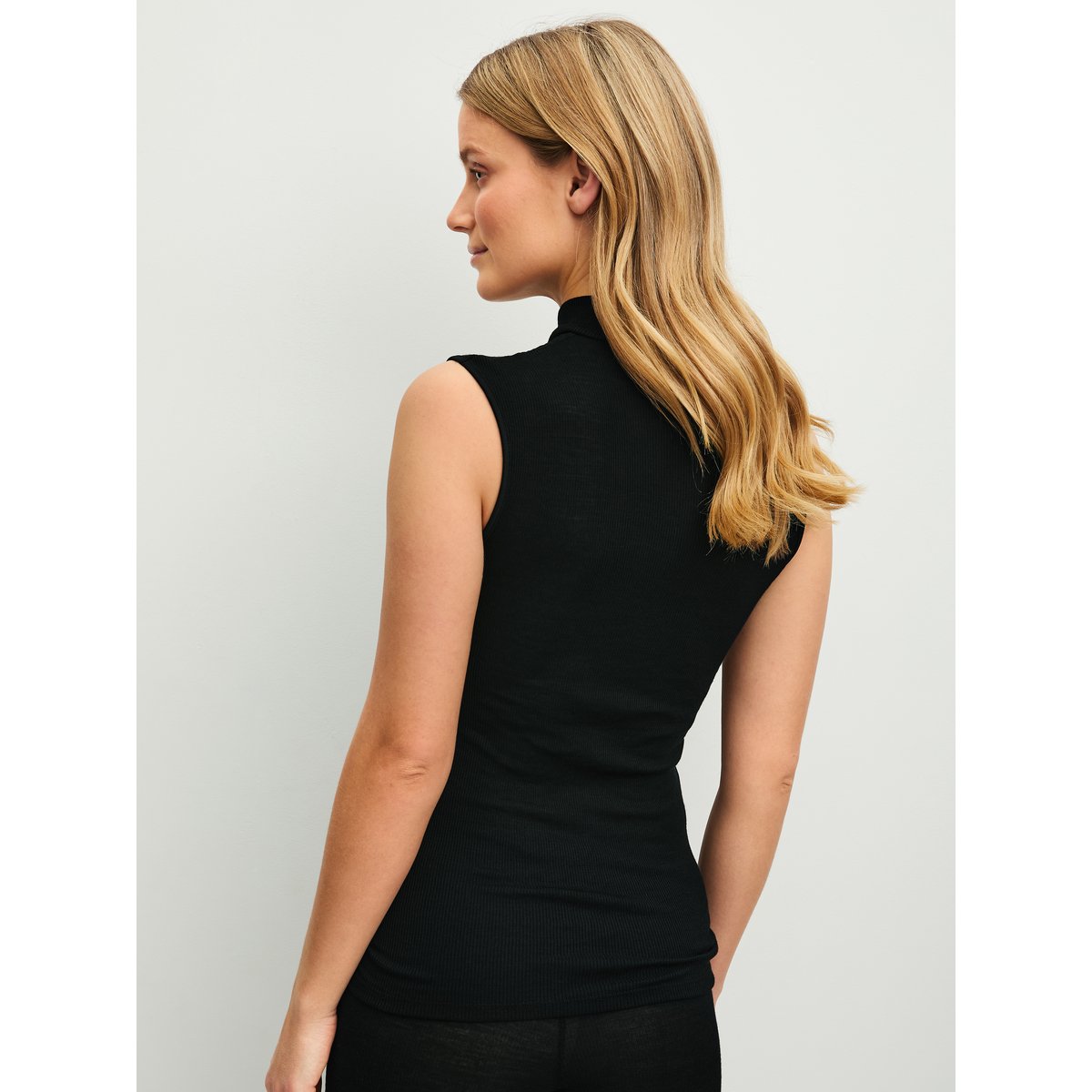 sans manches Laine SILKY WOOL GLAM noir, CALIDA