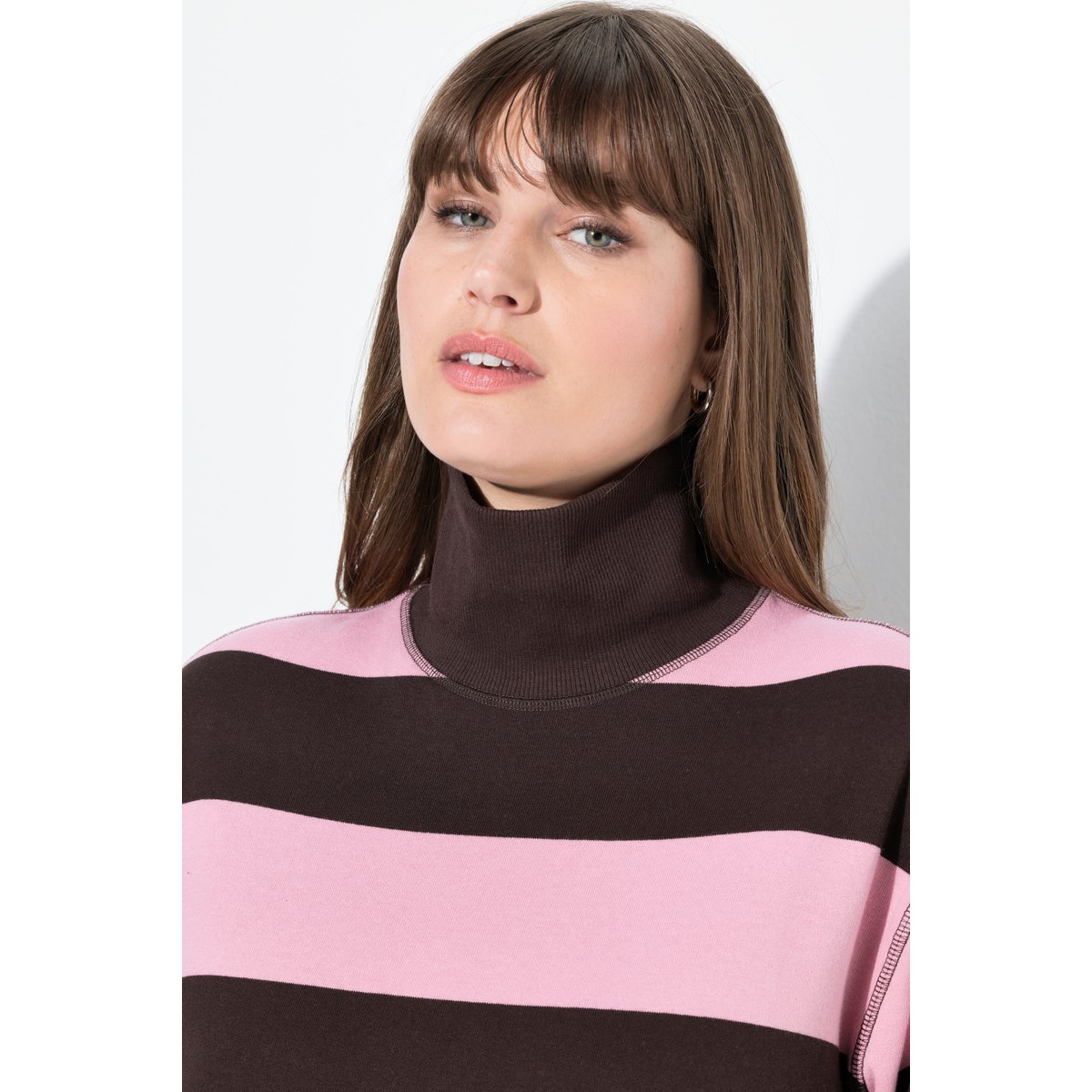 Sweat-shirt à col montant et manches longues marron acajou, ULLA POPKEN