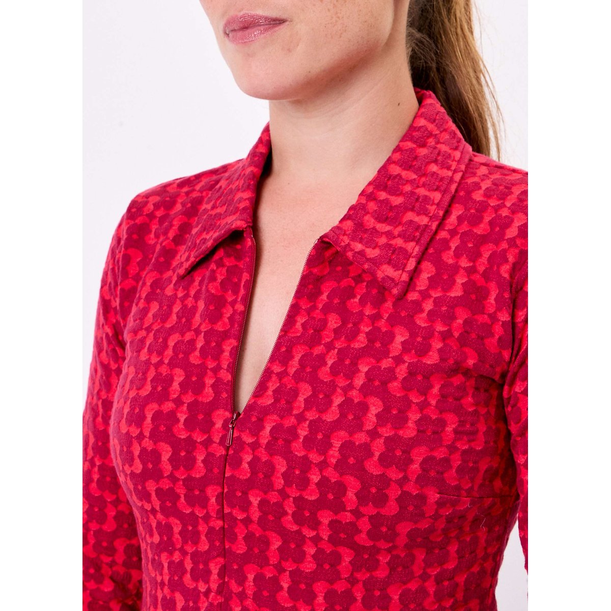 Robe maille jaquard recyclée col zippé CLELIE rouge lucky, PRINCESSE NOMADE