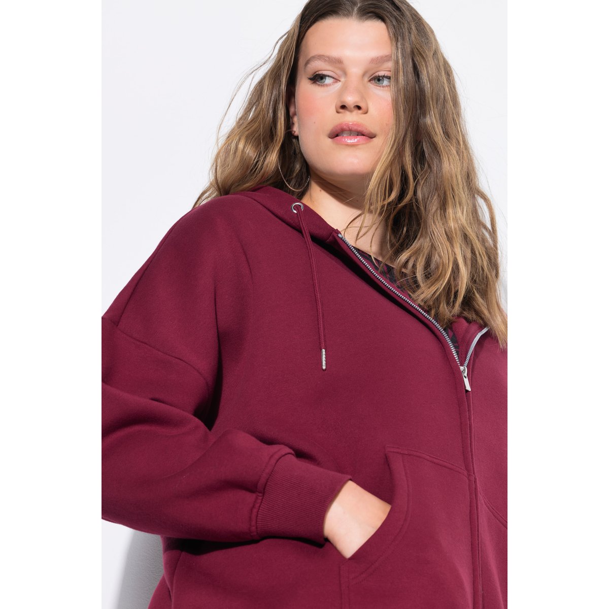 Veste à capuche oversize rouge vin, STUDIO UNTOLD