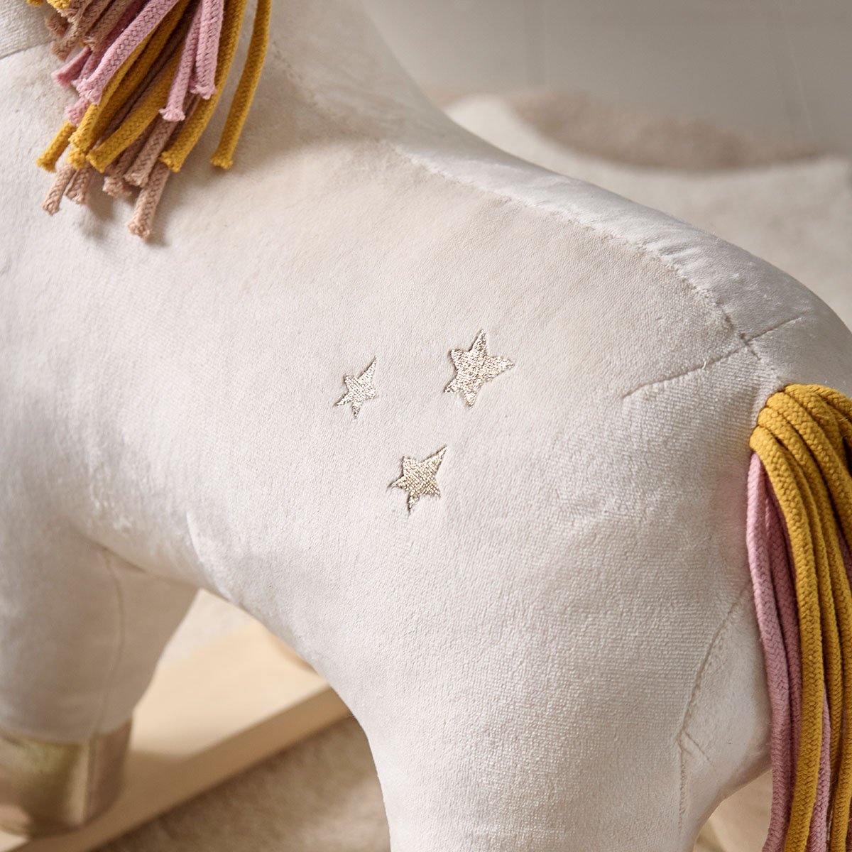 Cheval à bascule lara beige, PETITE AMELIE