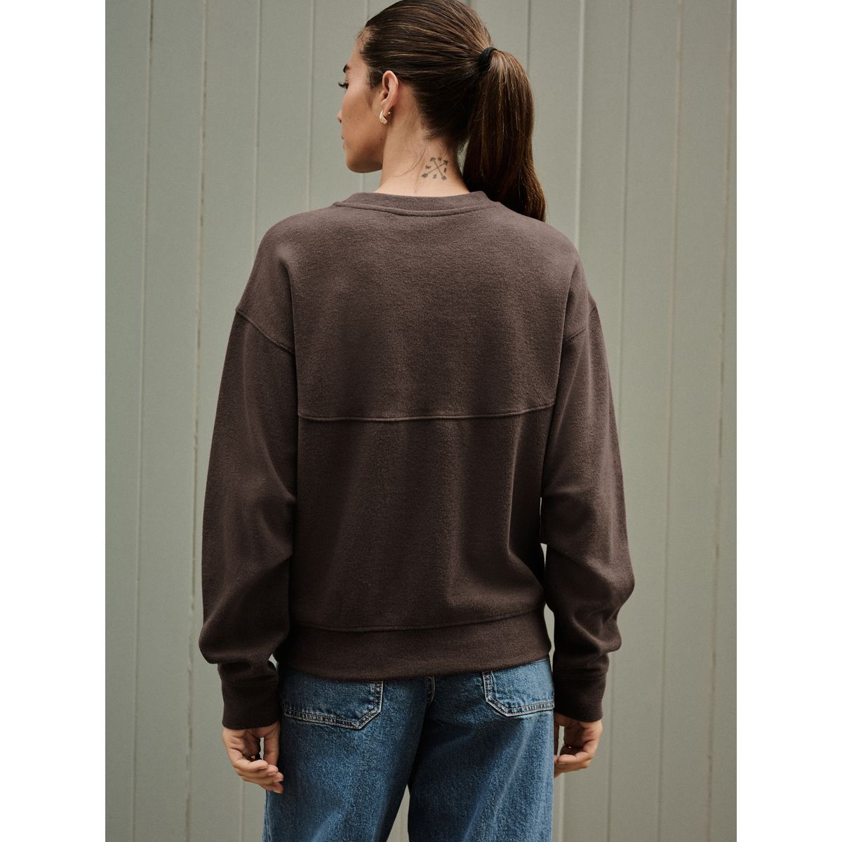 Sweat côtelé col rond manches longues marron chocolat, NEXT