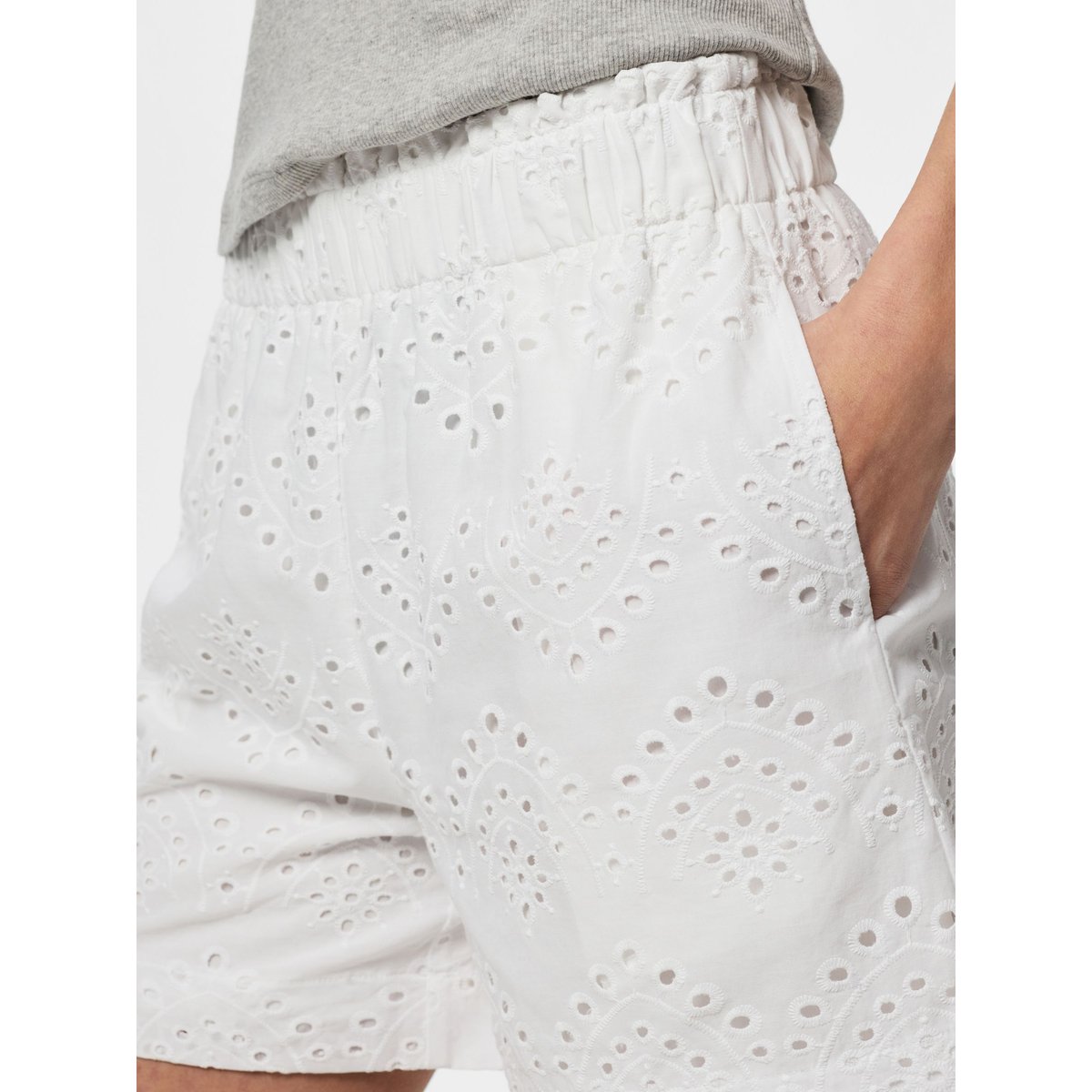 Short bright white, PIECES