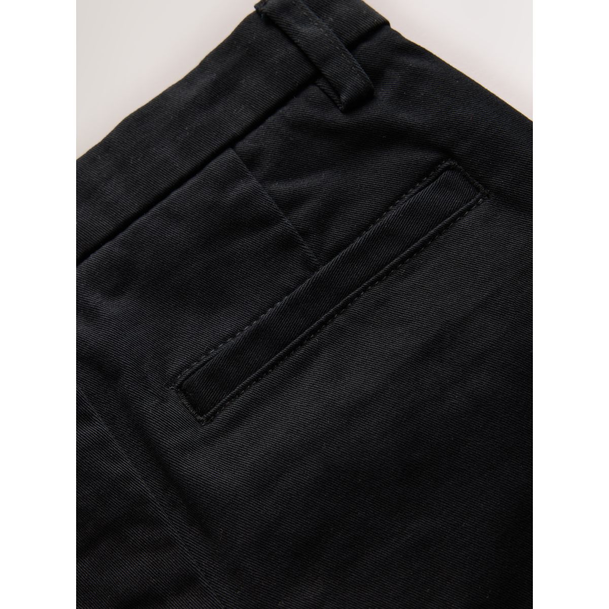 Pantalon chino skinny stretch coupe longue noir, NEXT