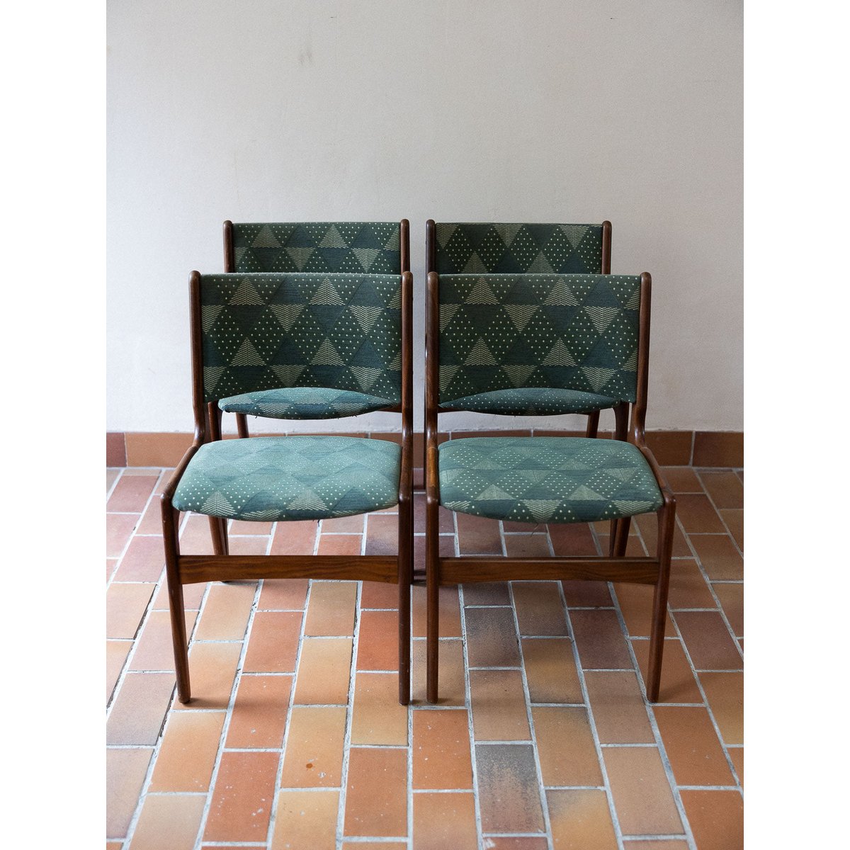 Lot de 4 chaises tendances Alma N°1801 - Bon état vert, DEBONGOUT