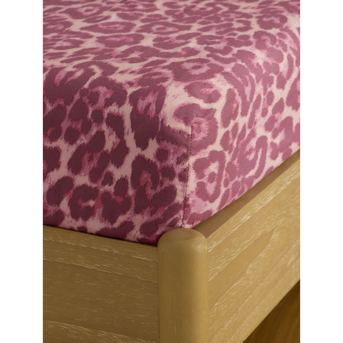 Drap-housse et taie d’oreiller effet brossé léopard rose, NEXT