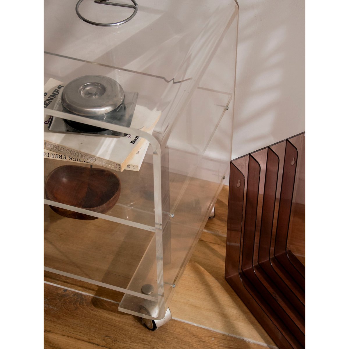Desserte en plexiglass à roulettes Anouk N°393 - Bon état transparent, DEBONGOUT