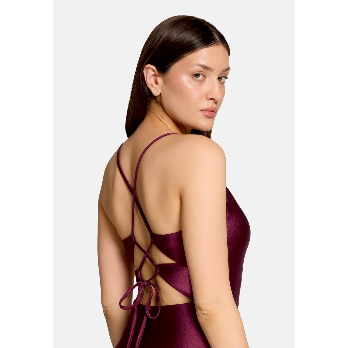 Robe de soirée à volant prune wine, VERA MONT