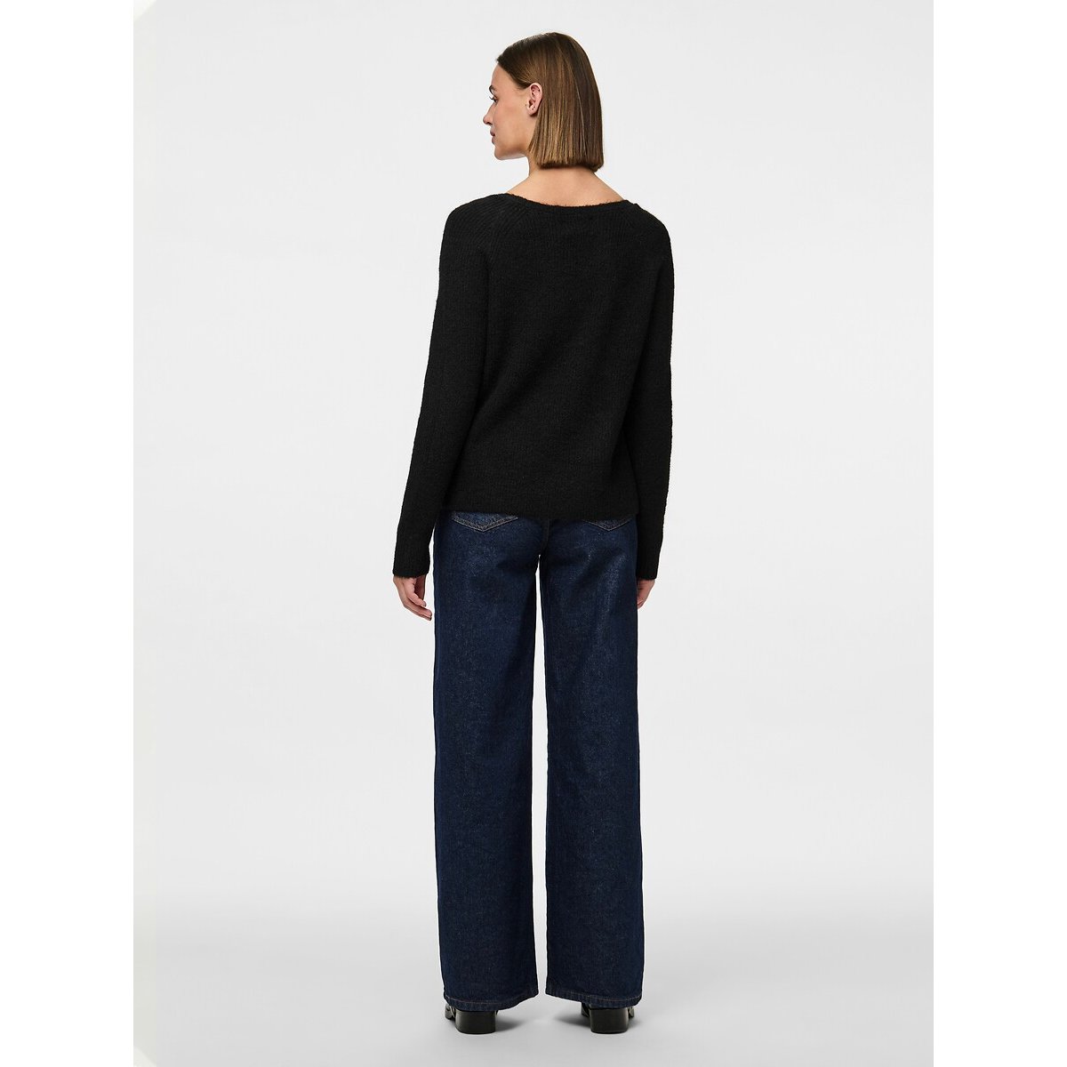 Camisola com decote em V, em malha fina preto , PIECES