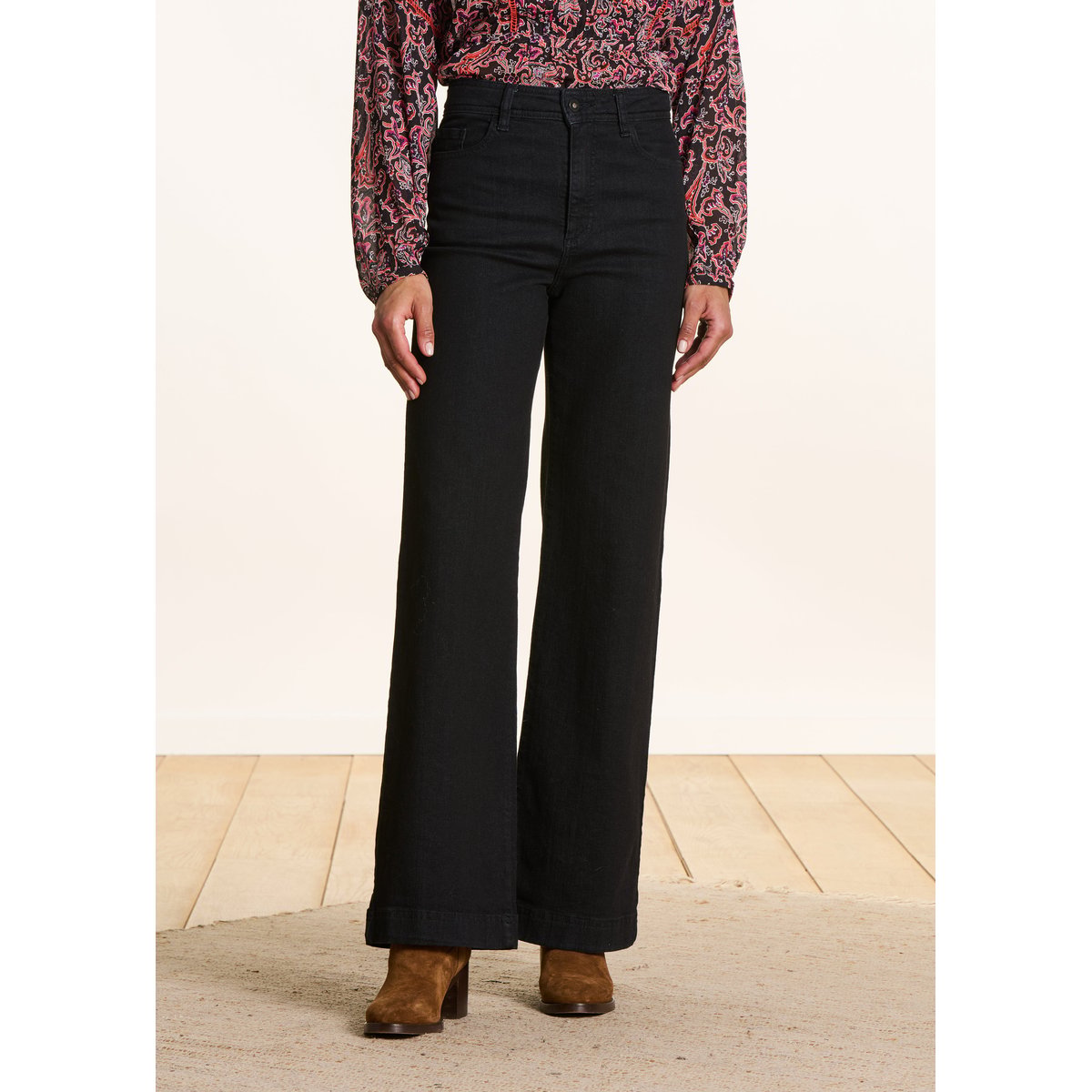Jean large en coton biologique dark black, LA FEE MARABOUTEE
