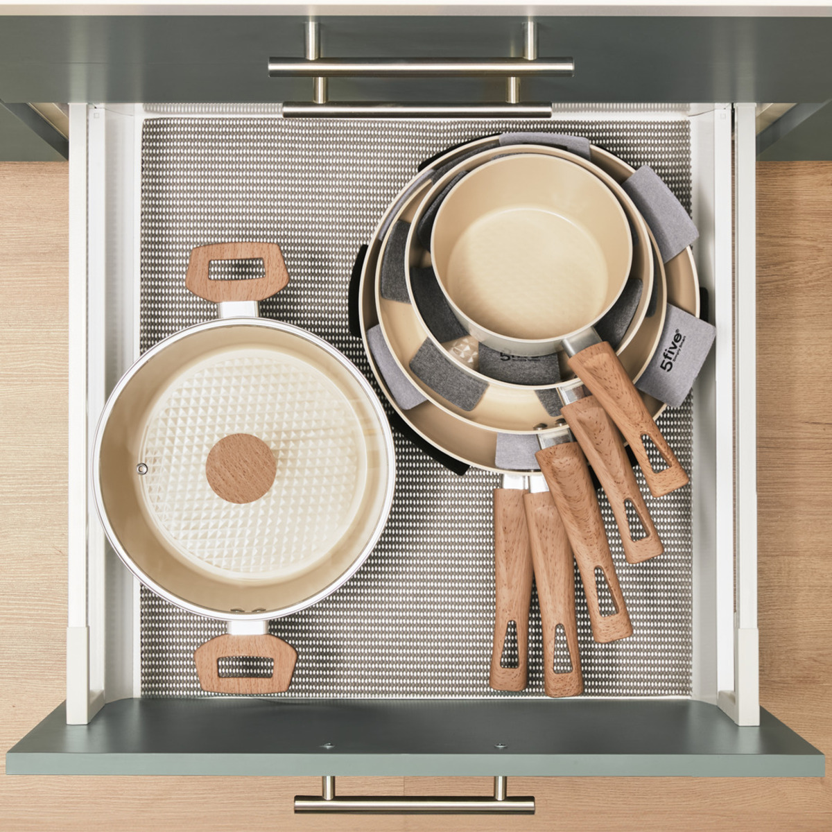 Faitout 24cm en aluminium forgé HARMONY beige, 5FIVE SIMPLY SMART