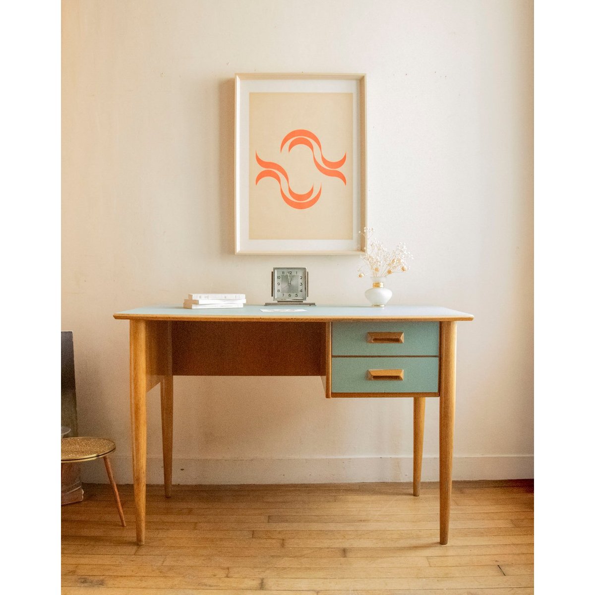 Bureau scandinave bleu ciel Yvan N°533 - Bon état bois clair, DEBONGOUT