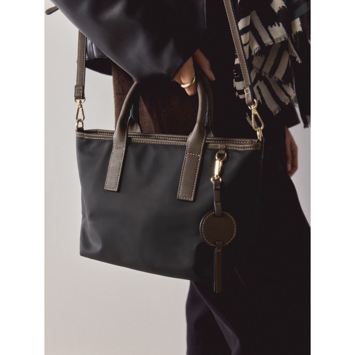 Sac à bandoulière en nylon noir, NEXT