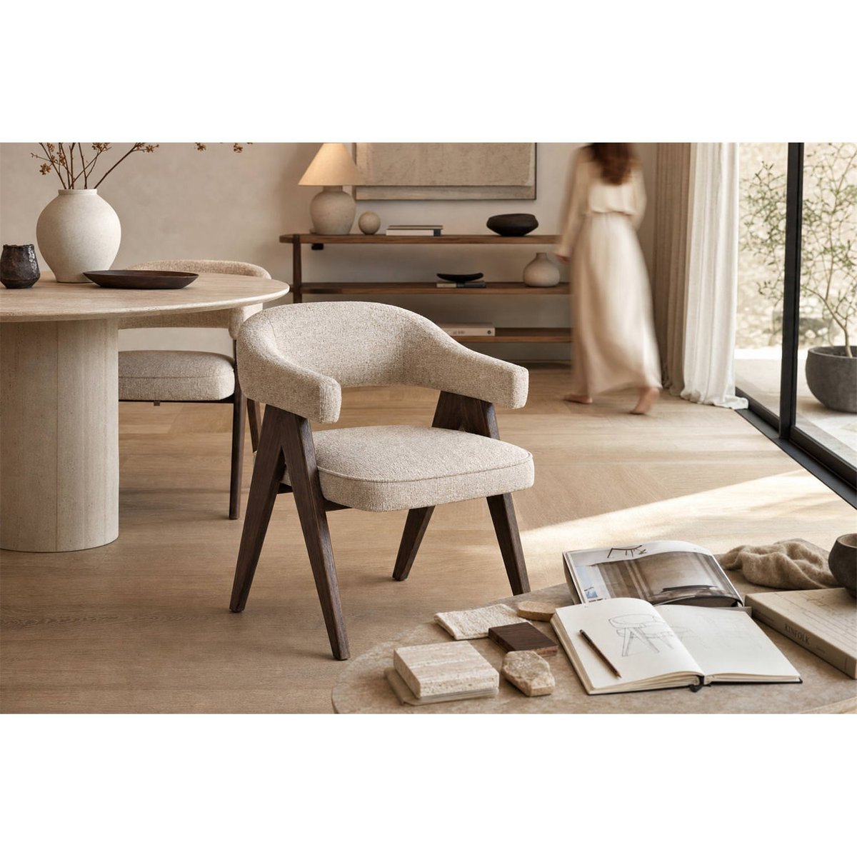 Chaise de salle à manger en tweed crème tweed et bois foncé, RECOLLECTION