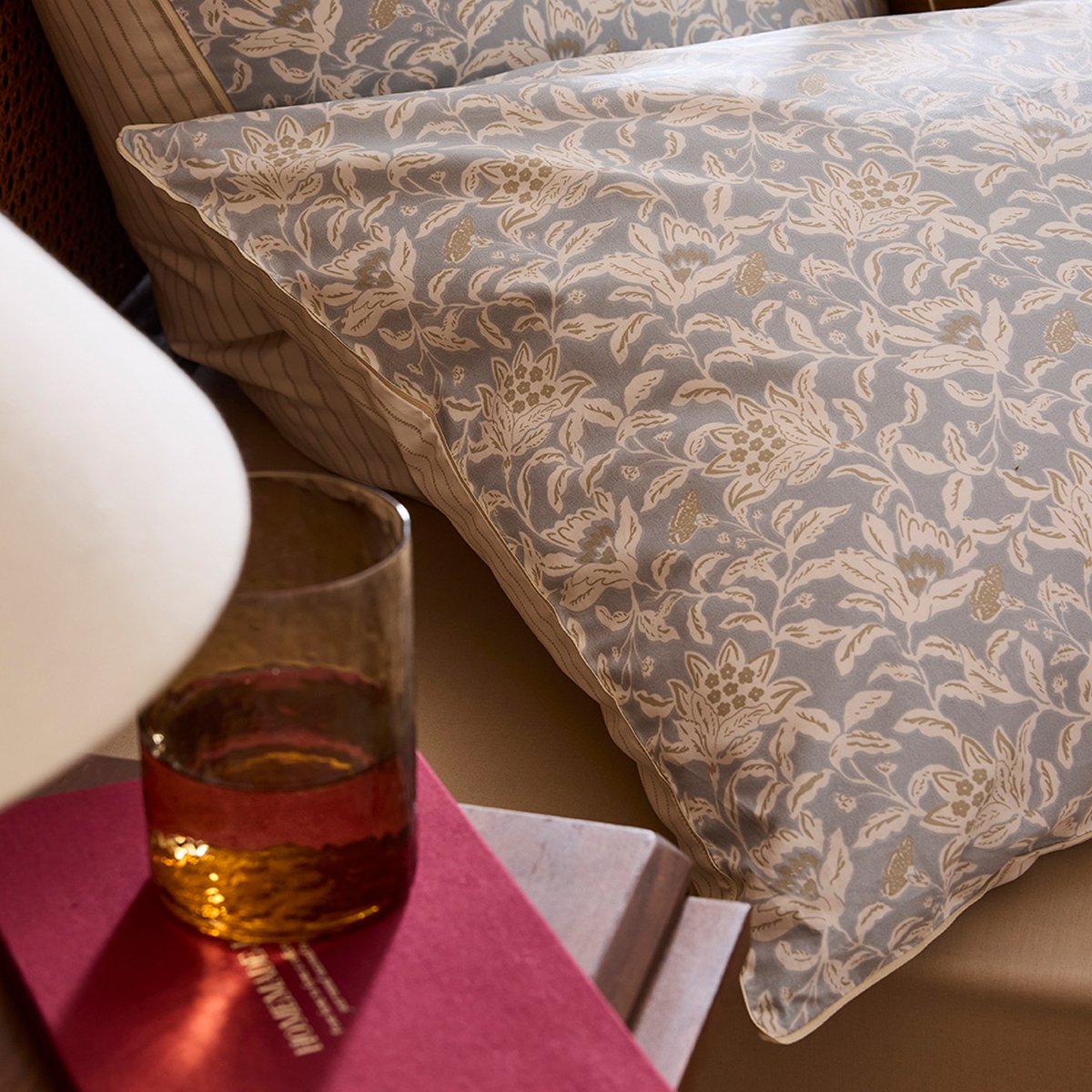 Taie d'oreiller imprimée en percale de coton, ROSÉE SAUVAGE bleu clair, ESSIX